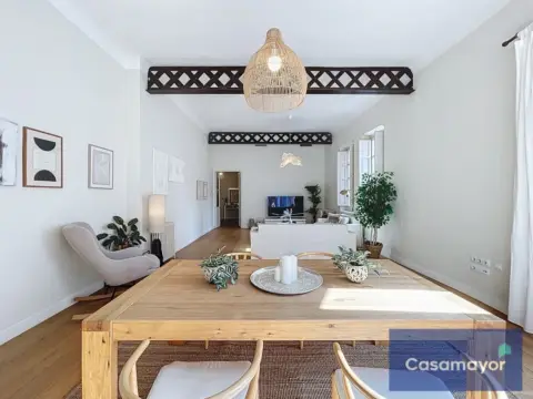 Piso en calle de Bailén, 12