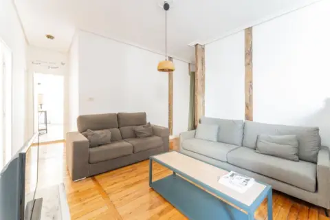 Piso en calle del Puerto