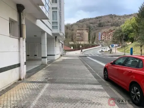 Trastero en calle de Urnieta