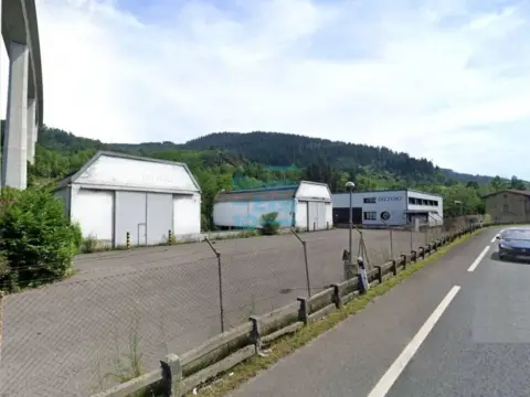 Nave comercial en Barrio Elorregi