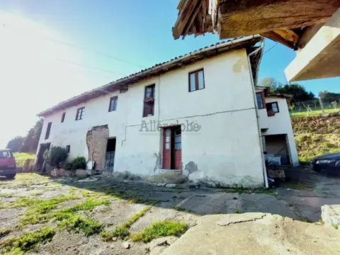Casa en Posada de Llanera