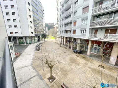 Piso en Isabel II.aren Hiribidea