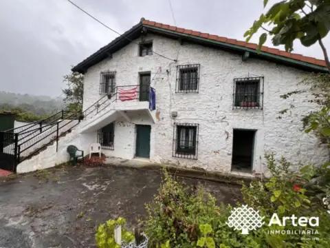 Casa en Camino Saratxebidea, 53