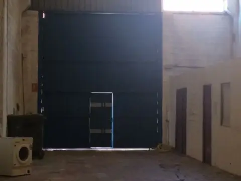 Nave comercial en Ubarburu Pasealekua, 54