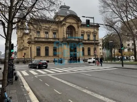 Local comercial en Alameda del Boulevard