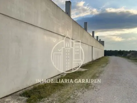Nave comercial en Olite - Erriberri