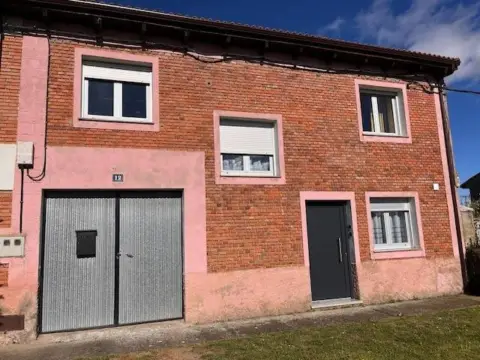 Casa en Marialba de La Ribera