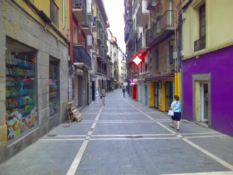 Local comercial en calle de las Comedias