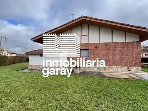 Chalet en Medina de Pomar