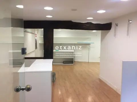 Local comercial en Geltoki Kalea