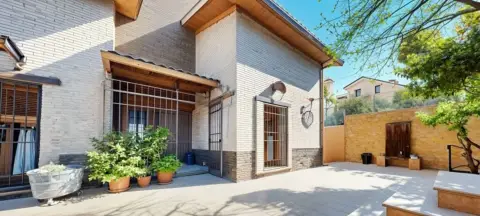 Chalet en calle de los Geranios
