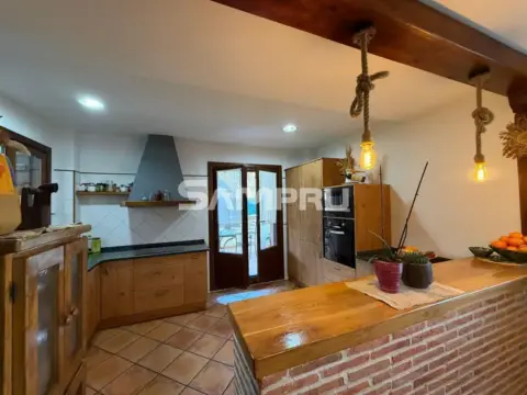 Casa adosada en calle Arbiazka Kalea