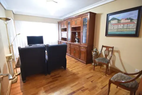 Piso en calle de Santa Ana