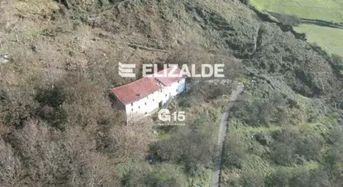 Terreno en calle Letea