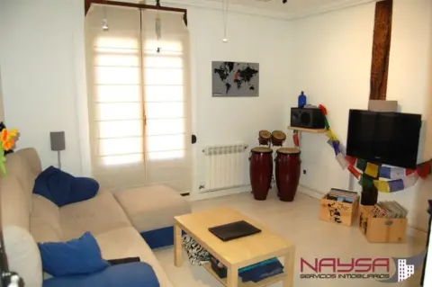 Piso en calle Cuchillería