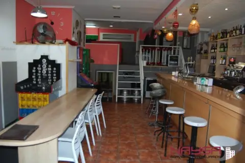 Local comercial en Plaza de las Provincias Vascongadas