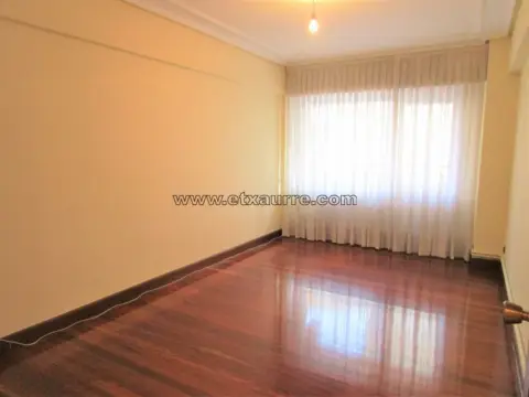 Piso en Llodio - Laudio