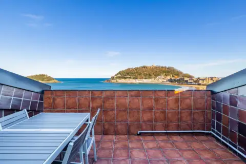 Ático en Mirakontxa Pasealekua