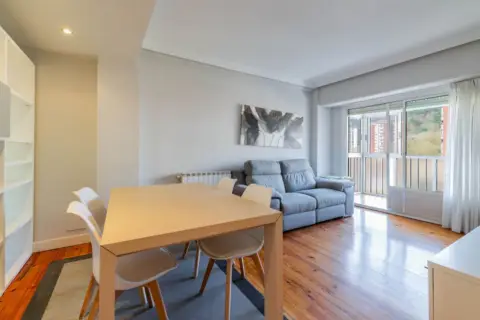 Piso en calle de Julio Urkijo Ibilbidea