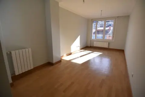 Dúplex en calle de Toribio Etxebarria