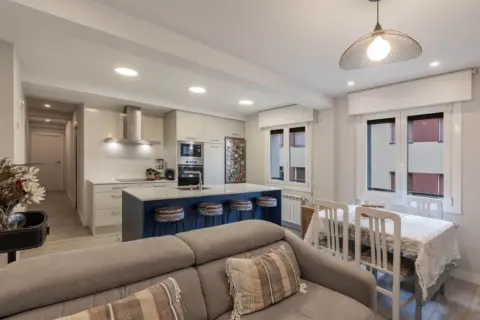 Piso en Barrio de Zikuñaga