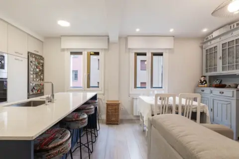 Piso en Barrio de Zikuñaga