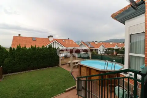 Casa adosada en Urb. La Magdalena