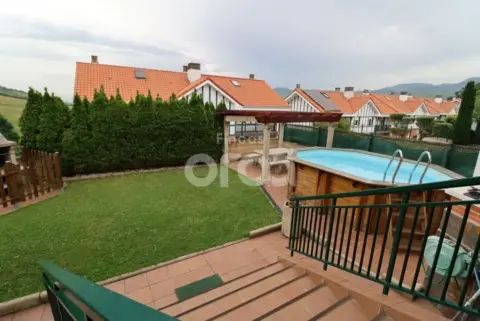 Casa adosada en Urb. La Magdalena