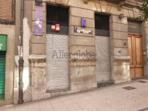Local comercial en calle del Rosal