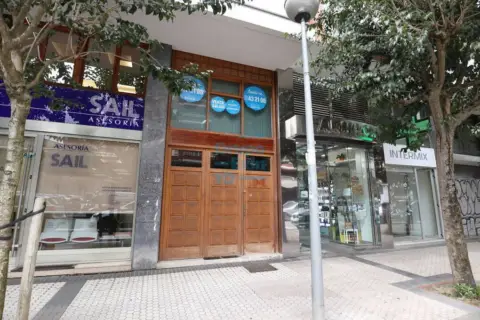 Local comercial en calle de los Balleneros