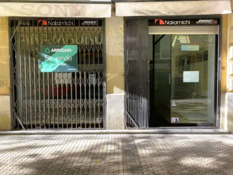 Local comercial en calle de Prim, 36