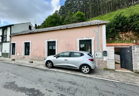 Casa en Lugar de Bustelo
