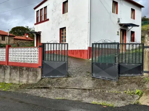 Casa en calle Aldea Catasol, 6