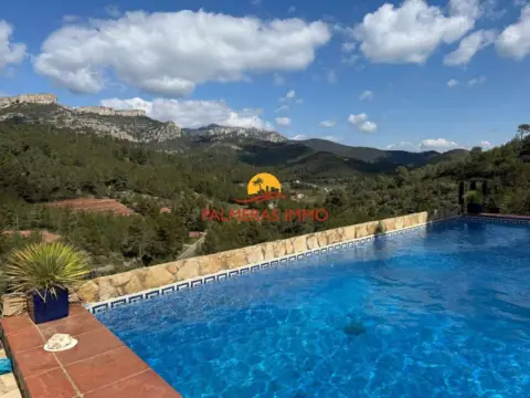 Casa en Urbanización Santa Marina