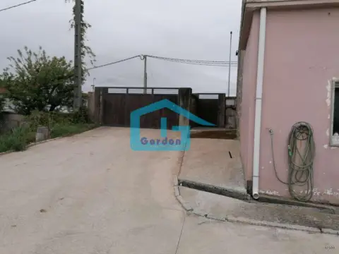 Casa en calle Avenida Castrelo (Xesteira)