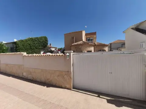 Chalet en Núcleo Urbano