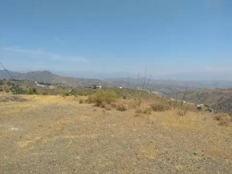 Terreno en Almáchar