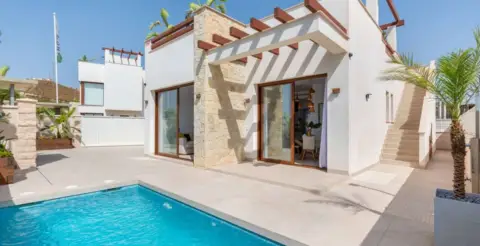 Casa en calle Islas Canarias