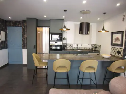 Apartamento en calle Santa Gema