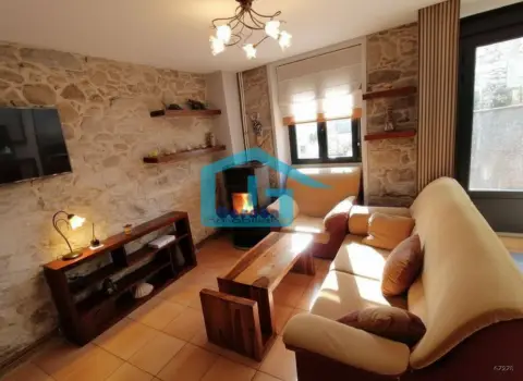 Casa en calle de la Fuente de Vilaxoan