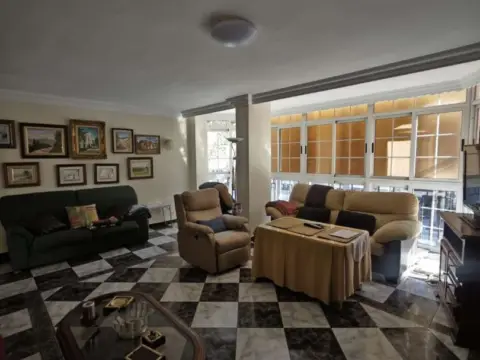 Piso en calle de la Soleá