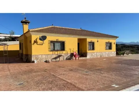 Finca rústica en Almayate