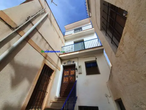 Casa en Otívar