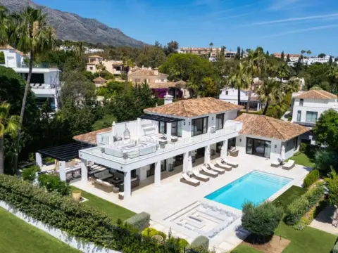 Chalet en calle Londres