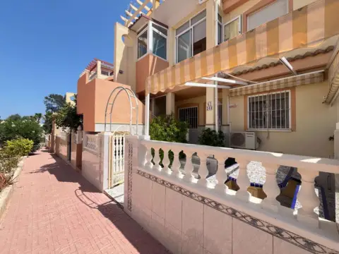 Apartamento en La Florida-La Chismosa-Los Altos