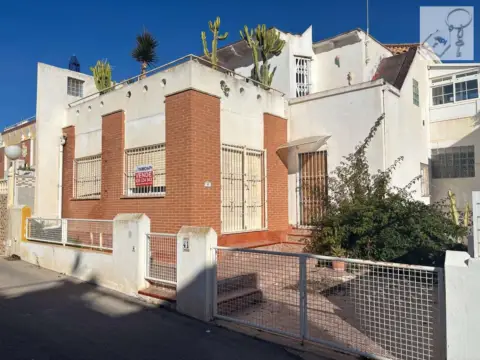 Chalet en calle Avenida de Londres, 41