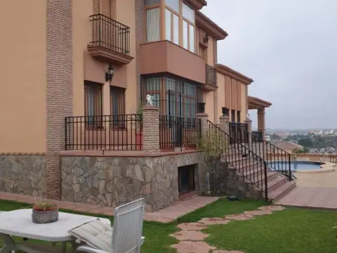Chalet en Estación de Cártama