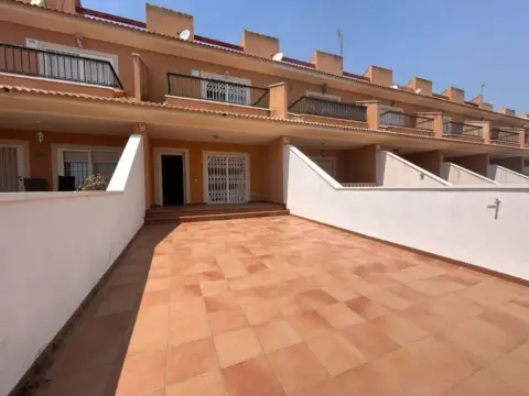 Dúplex en Las Filipinas-Villamartín-Canal Norte