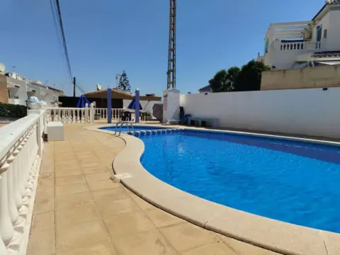 Casa en Los Balcones-Los Altos-Punta Prima