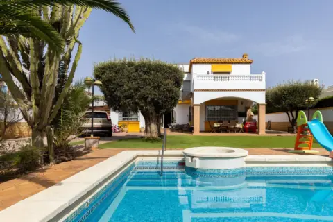 Piso – Roquetas de Mar, Urbanización Roquetas de Mar